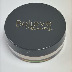 Believe beauty, Matt blur loose powder translucent brand new